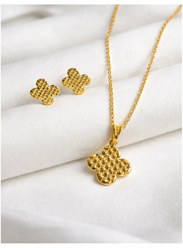 Conjunto Trevo folheado a ouro 18k